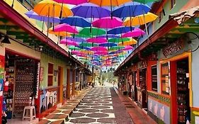 Apartamentos Amoblados En Guatapé